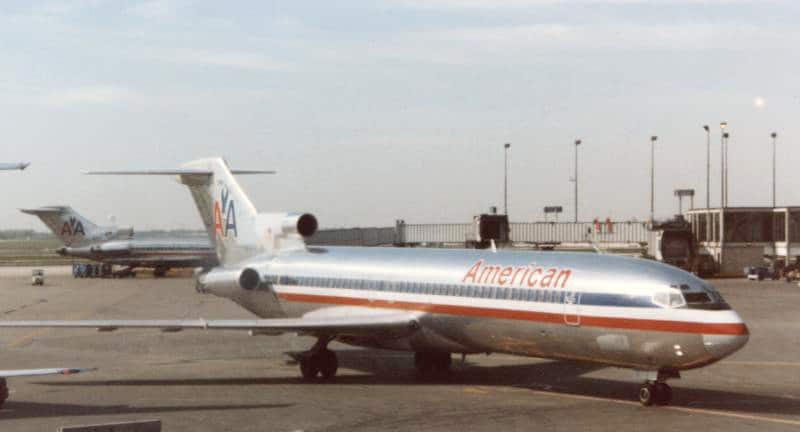 Boeing 727-223 stolen